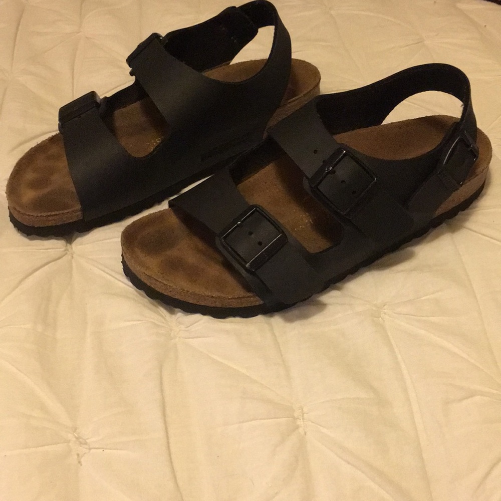Black Birkenstock’s size 36